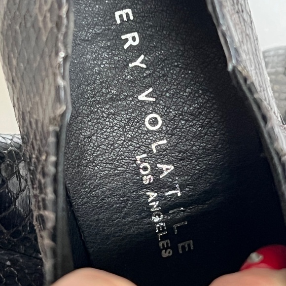 Very Volatile Ankle Boots Shiny Snake Print NWT - Picture 8 of 9